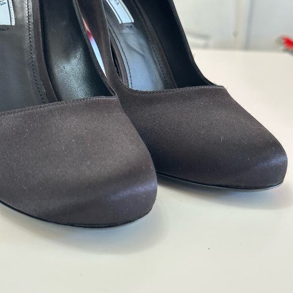 PRADA Lightning cloth heels black satin red heel pumps size 39 EUC - Picture 10 of 11